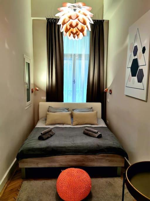 Luxury Apartment Near Astoria With Ac Boedapest Buitenkant foto